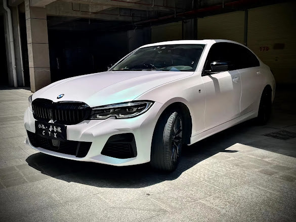 Matte White to Green