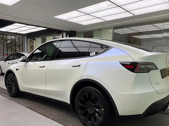 Matte White to Blue