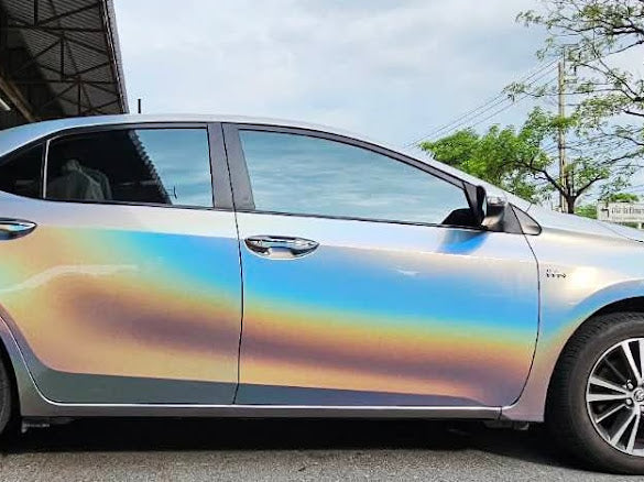 Gloss Iridescent Laser Silver