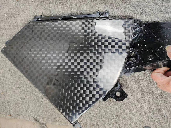 Gloss Grid Carbon Fiber