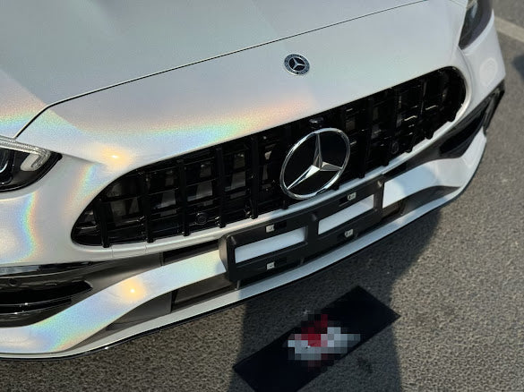 Gloss Rainbow Iridescent White