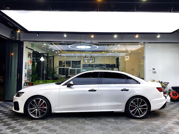 Gloss Metallic Pearl White