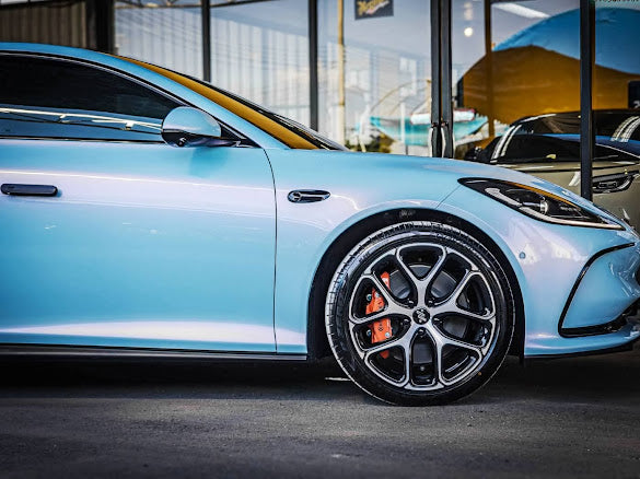 Gloss Sky Blue Pink Pearlescent