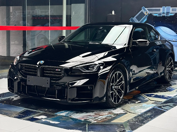 Gloss Black