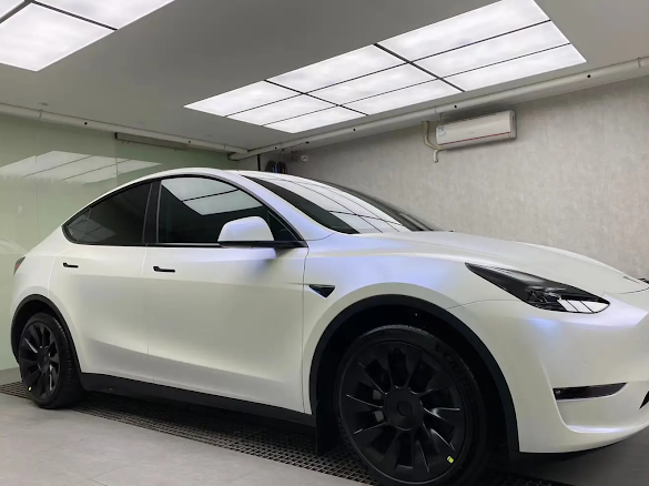 Matte White to Blue