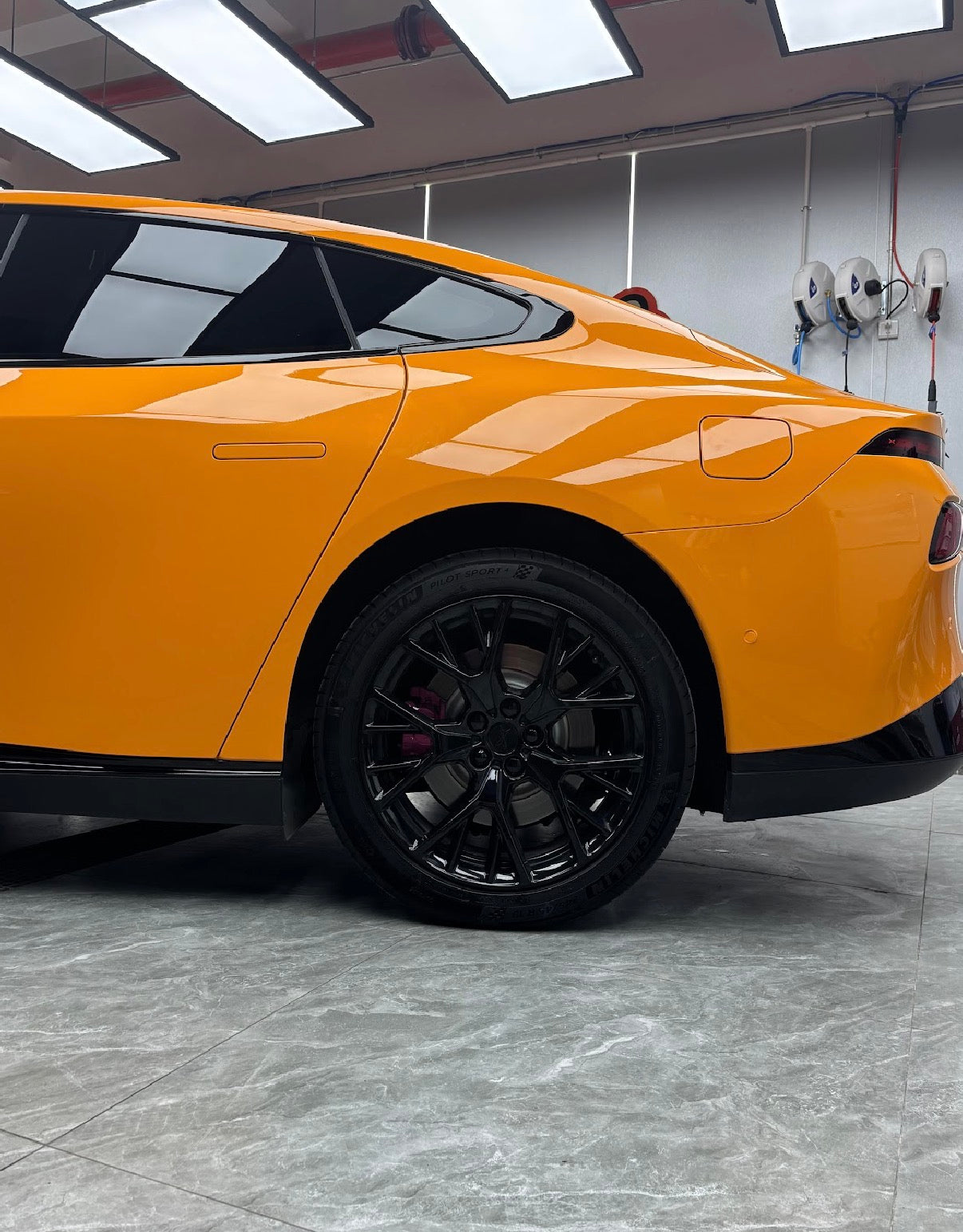 Gloss McLaren Orange