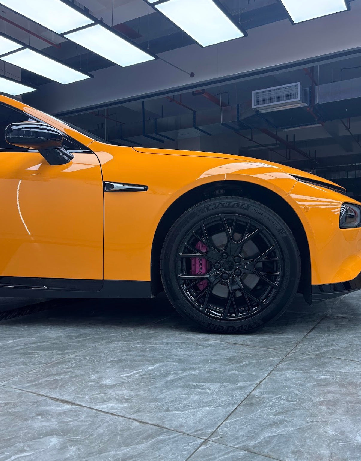 Gloss McLaren Orange