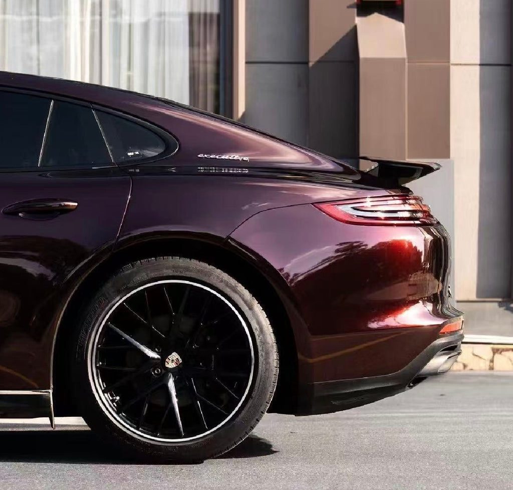 Gloss Metallic Black Rose