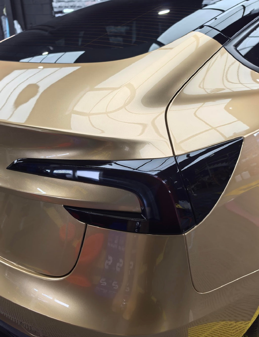 Gloss BMW Milano Beige