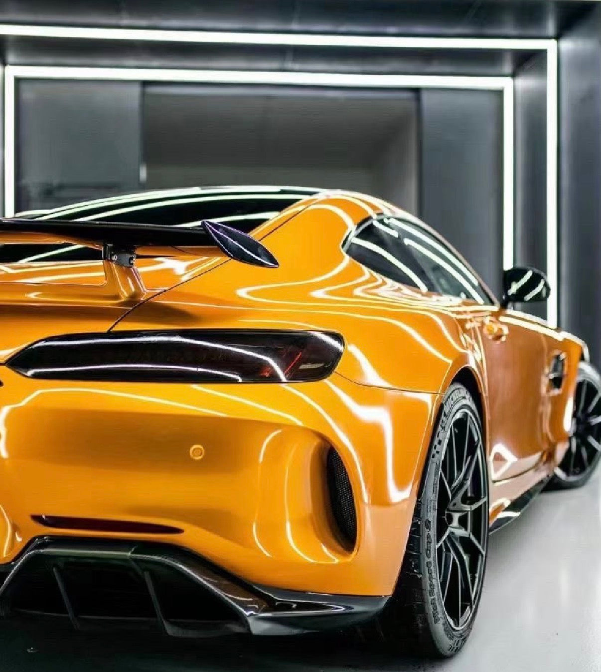 Gloss Metallic Hermes Orange