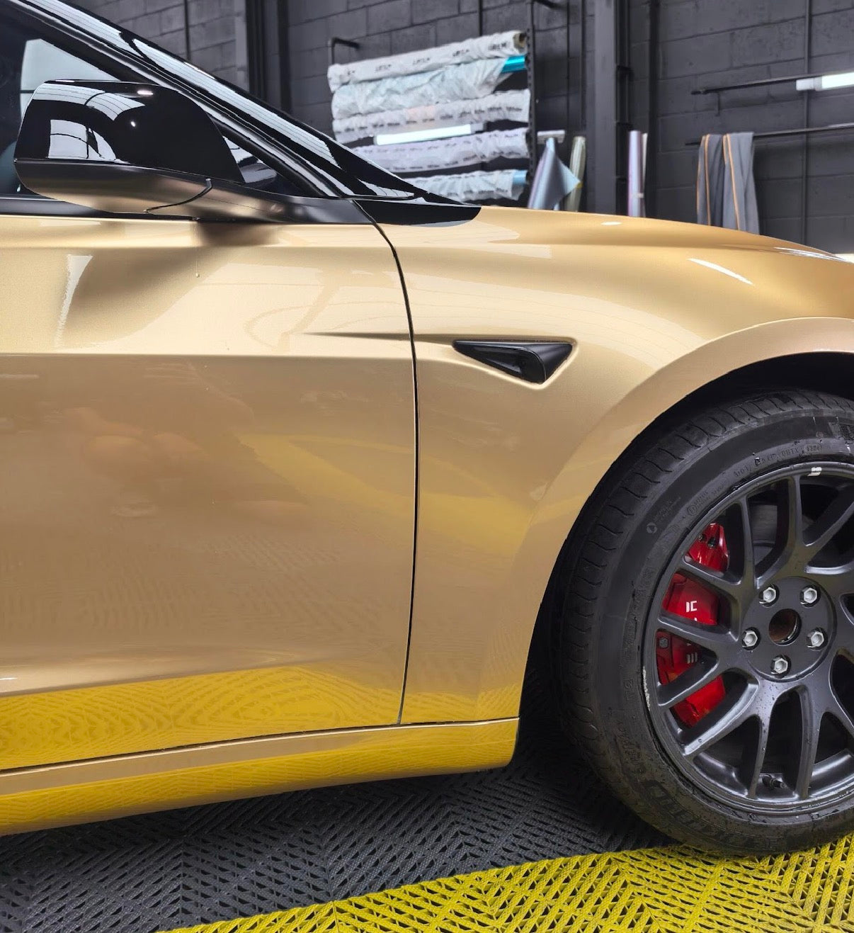 Gloss BMW Milano Beige