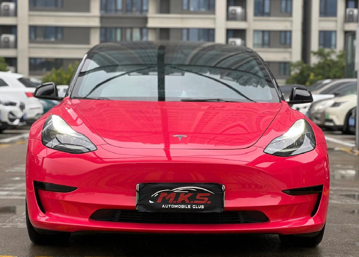 Gloss Strawberry Red