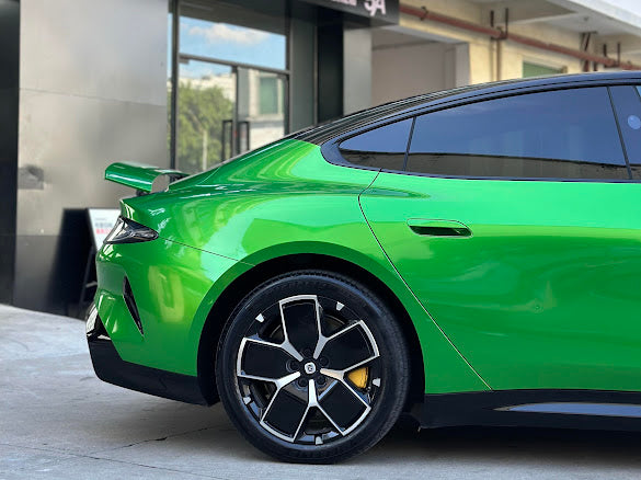 Gloss AMG Green
