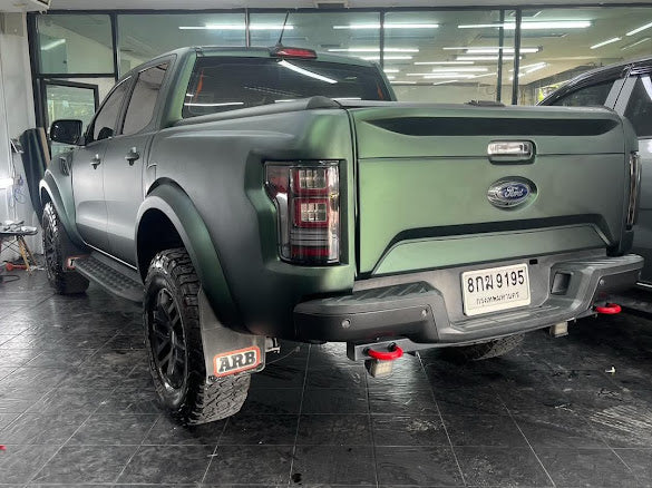Matte Green / Light Green Metallic