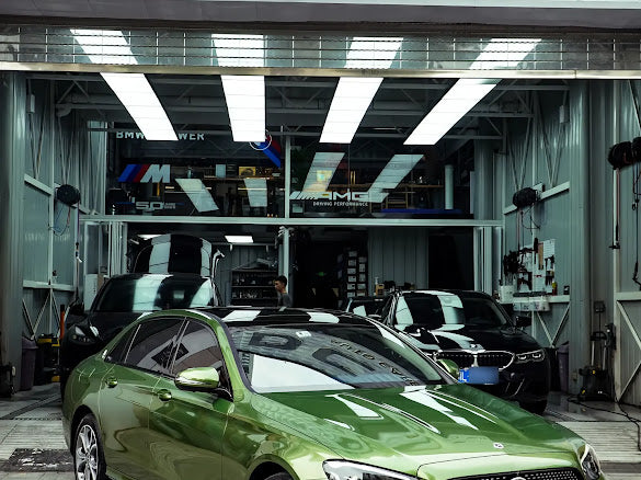 Gloss Metallic Porsche Green