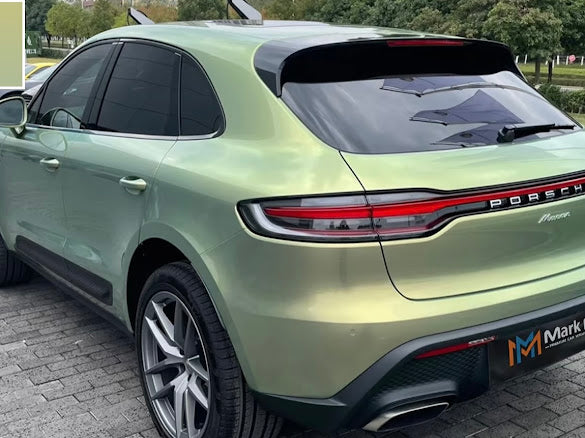 Gloss Urban Green / Light Green Pearlescent