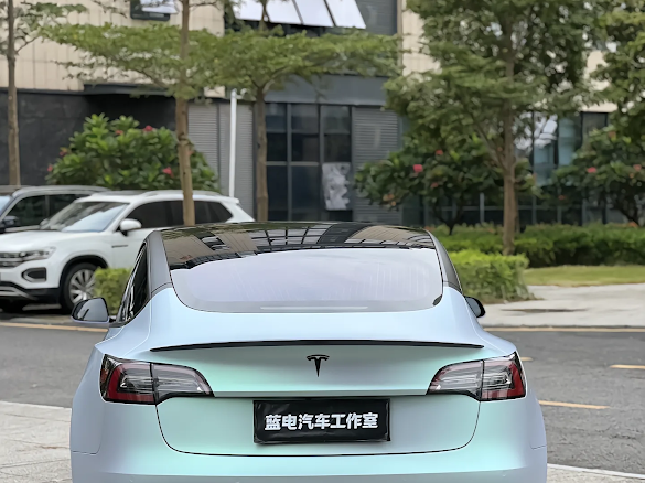Matte Light Blue / Green Pearlescent